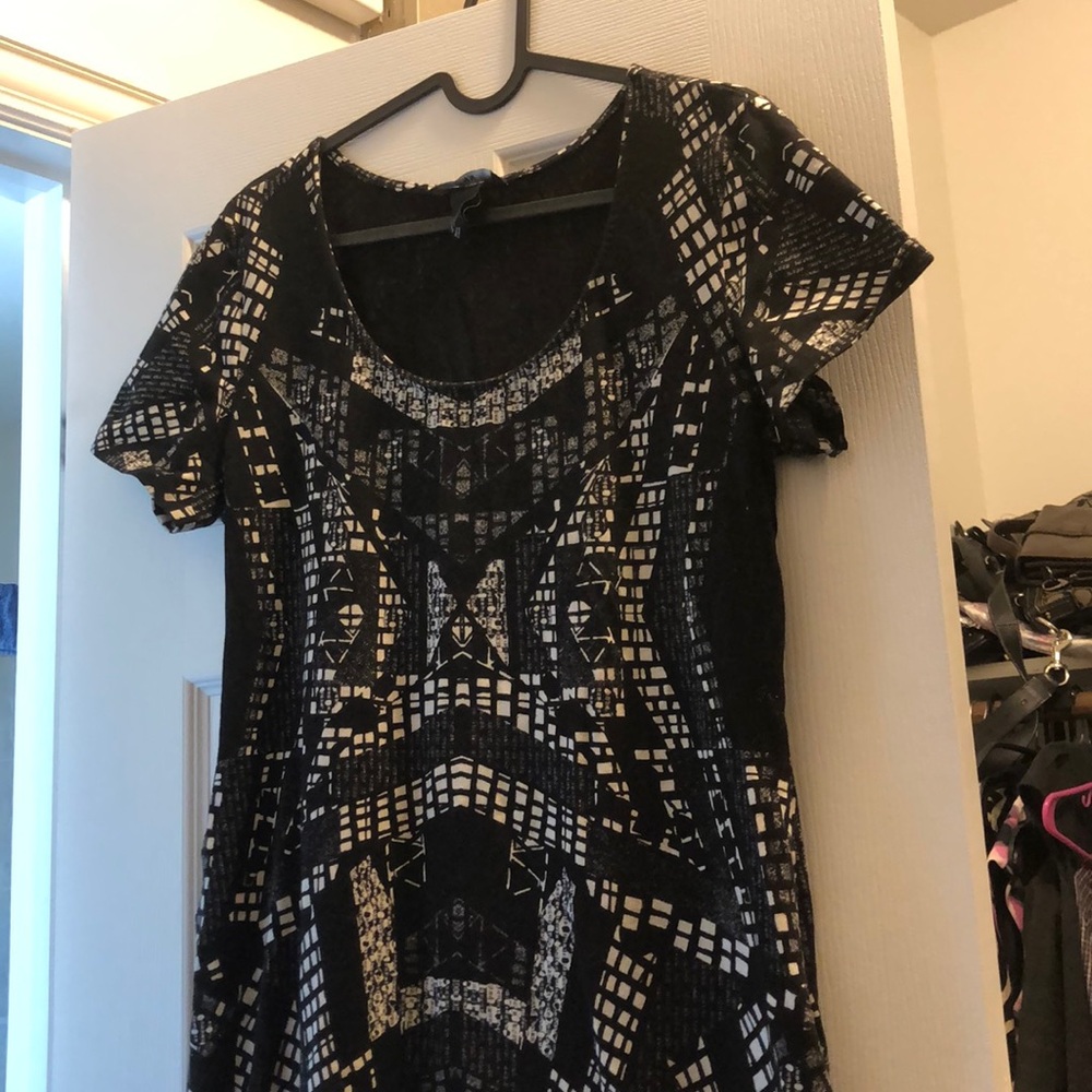 Print T cotton knit dress Size L (runs small )